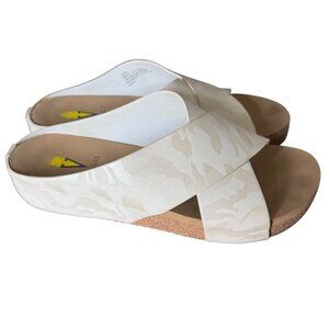 Volatile Womens Sandals 7 Ablette White Camo Cross-Band Slide Cork
